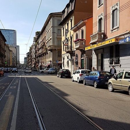 Hotel Mondial Milan Exterior photo
