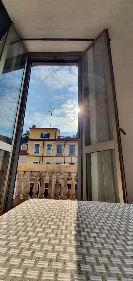 Hotel Mondial Milan Exterior photo